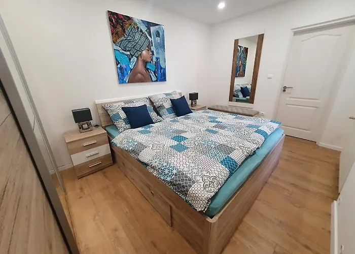Villa Neapolis